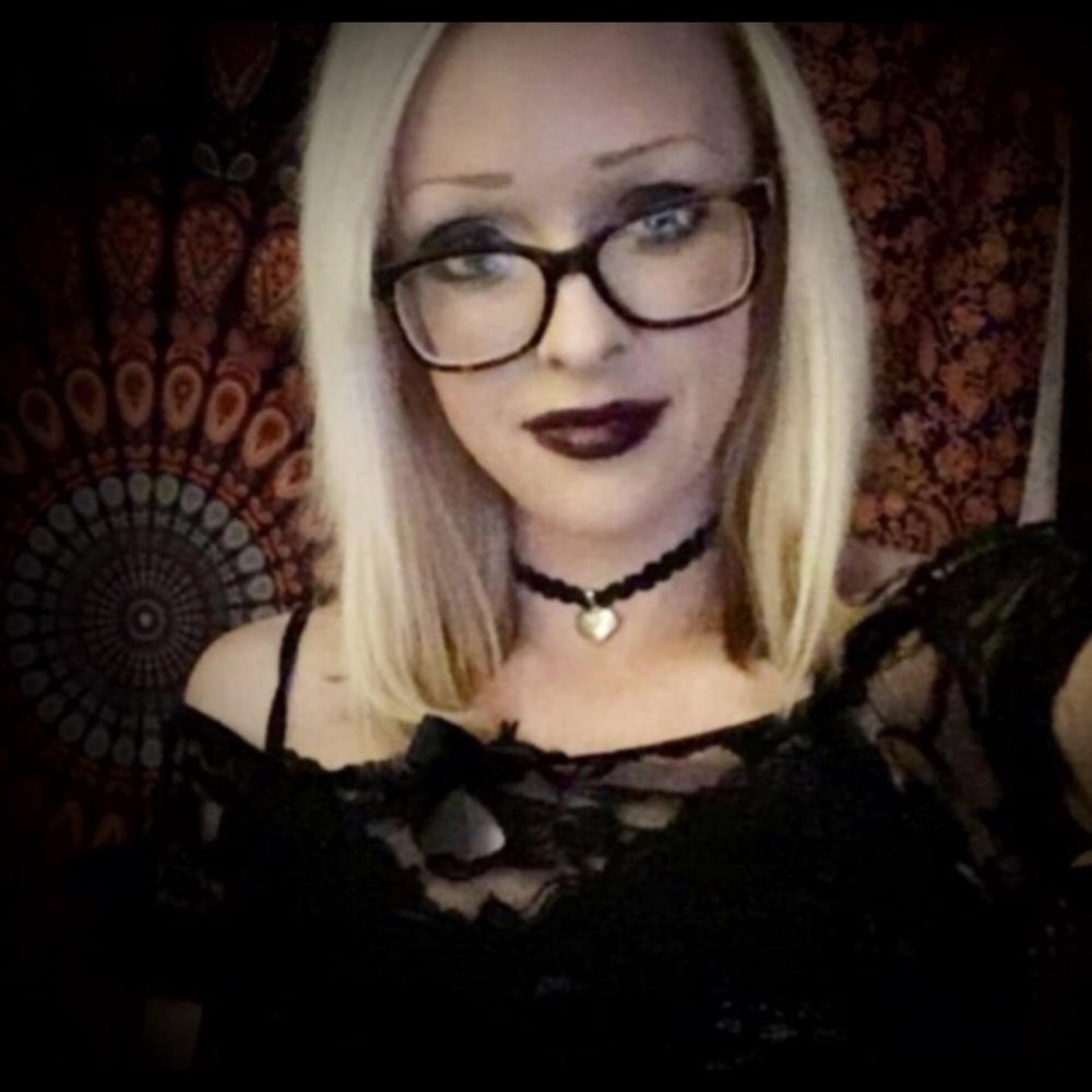 Meet your Posher, Haley